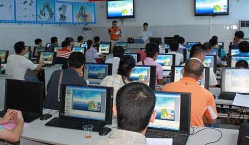 香蕉黄视频下载GU模具設計高級工程師培訓